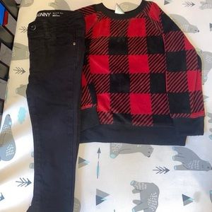 Toddler boy size 2t perfect for Christmas pictures